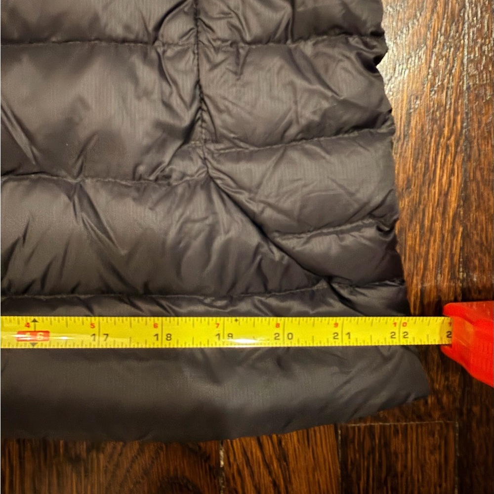 NWT Patagonia Black Women’s Down Sweater Hoody - Picture 15 of 15